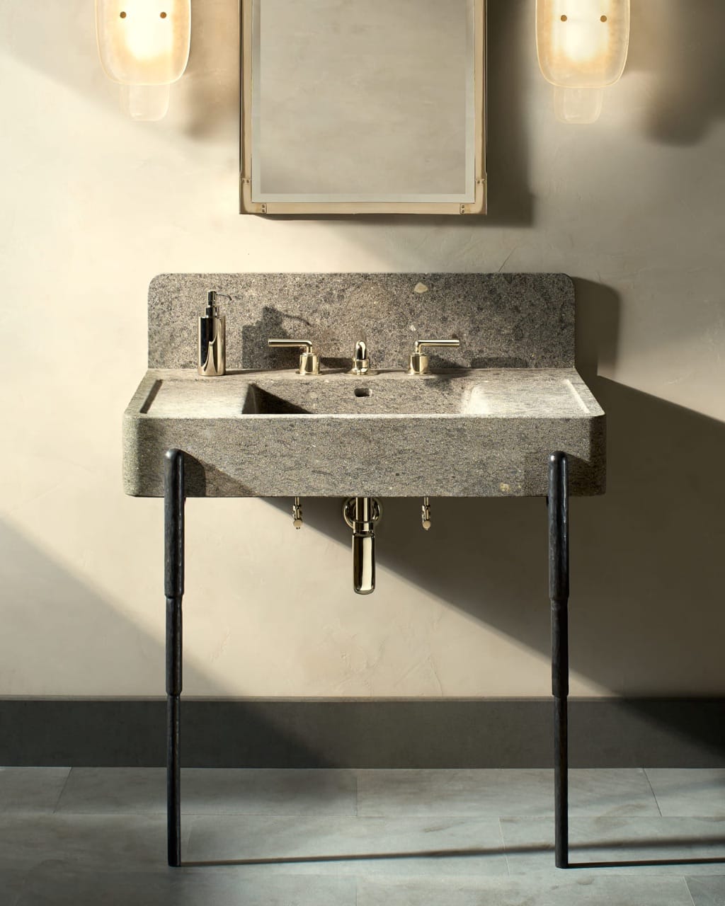 JS2 Carlo Full — photography by Shawn Willis for Waterworks